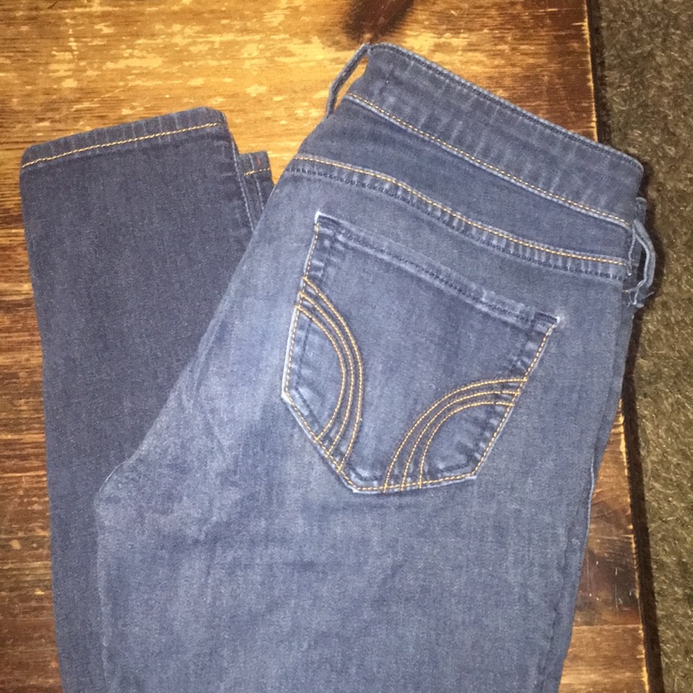 Hollister Jeans size 27